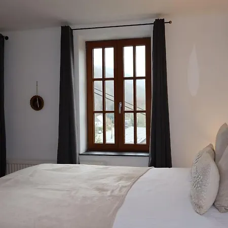 Des Ardennes Apartment *