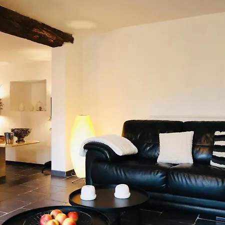 Des Ardennes Apartment *